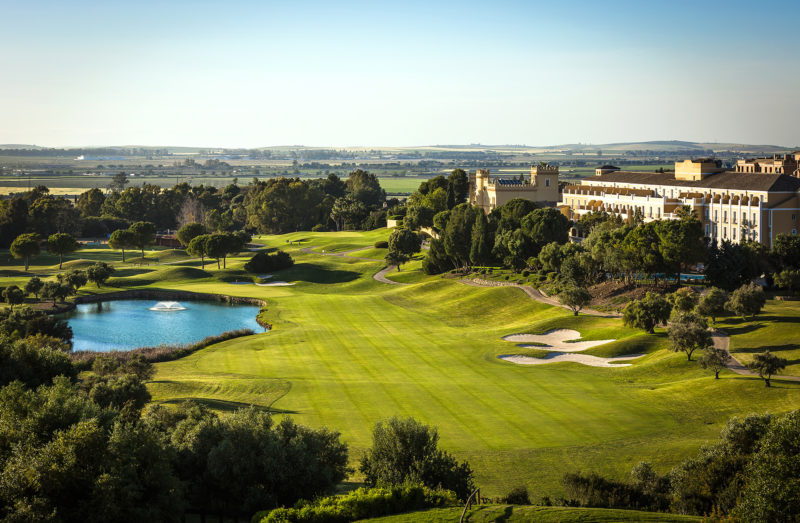 Out-Of-Bounds_Montecastillo_golfbana