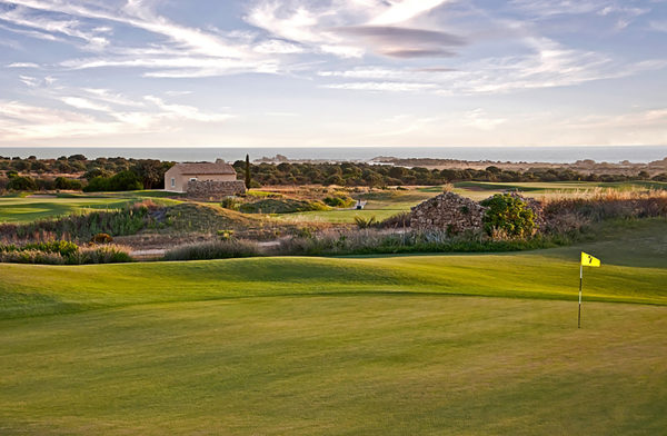 Out-Of-Bounds_Donnafugata_golfbana