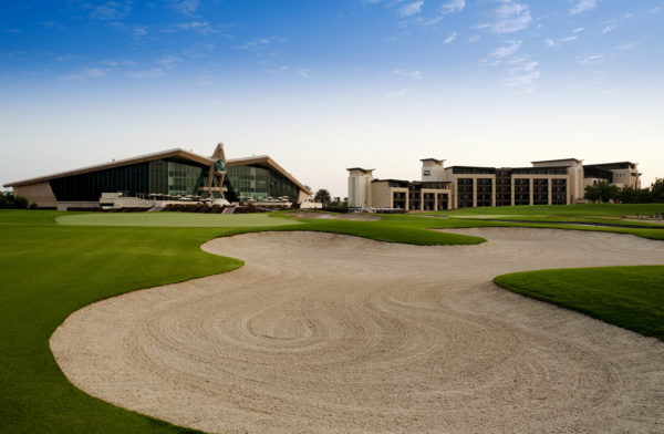 Out-Of-Bounds_Abu-Dhabi-GC_golfbana