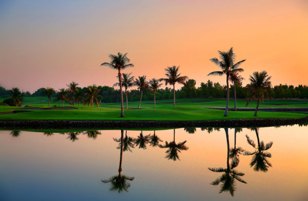 Out-Of-Bounds_Abu-Dhabi-GC_golfbana