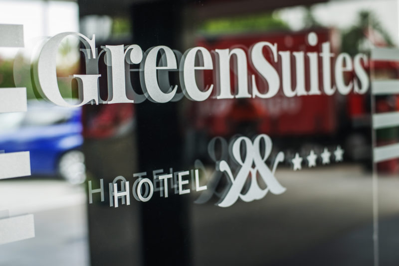 Out-Of-Bounds_HotelGreenSuites_Sevillaf_hotell